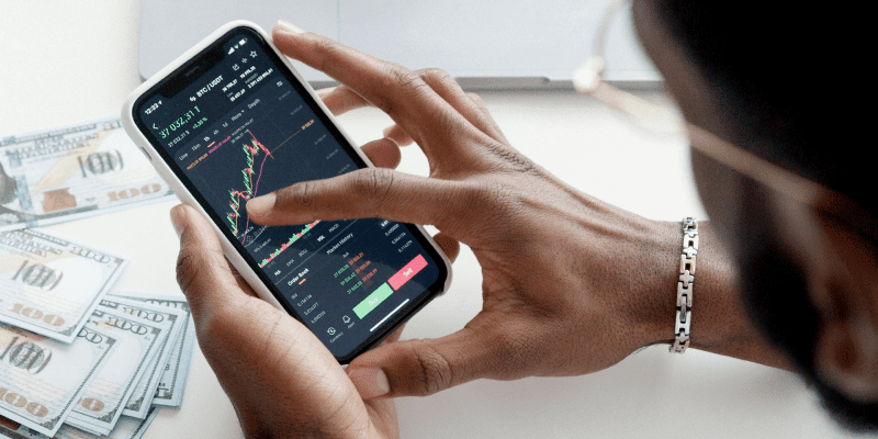 trading on mobile